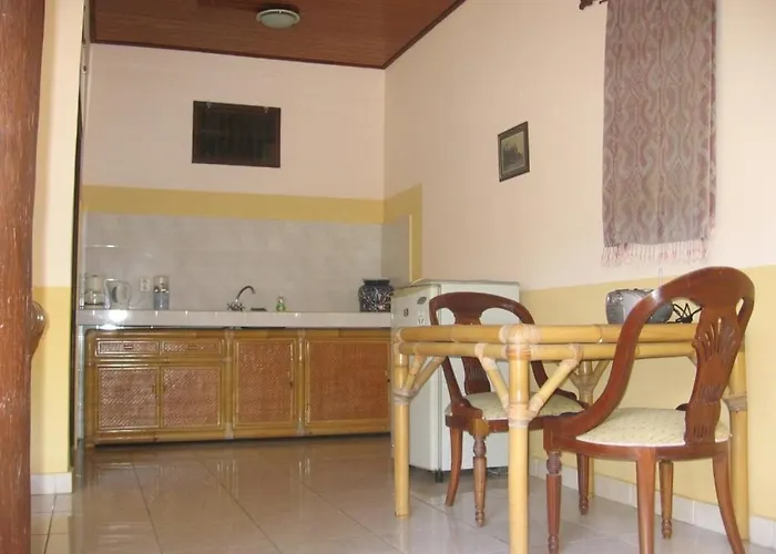 Ombak Putih Bungalows