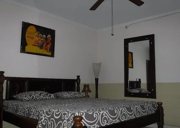 Ombak Putih Bungalows ホリデーパーク ヌサドゥア