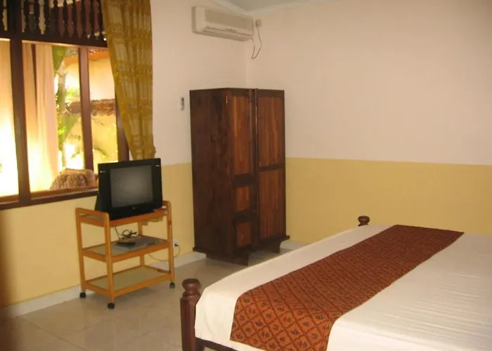 Ombak Putih Bungalows 2* ヌサドゥア